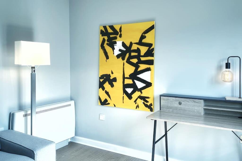 New Luxurious And Business Apt Lejlighed Swansea Eksteriør billede