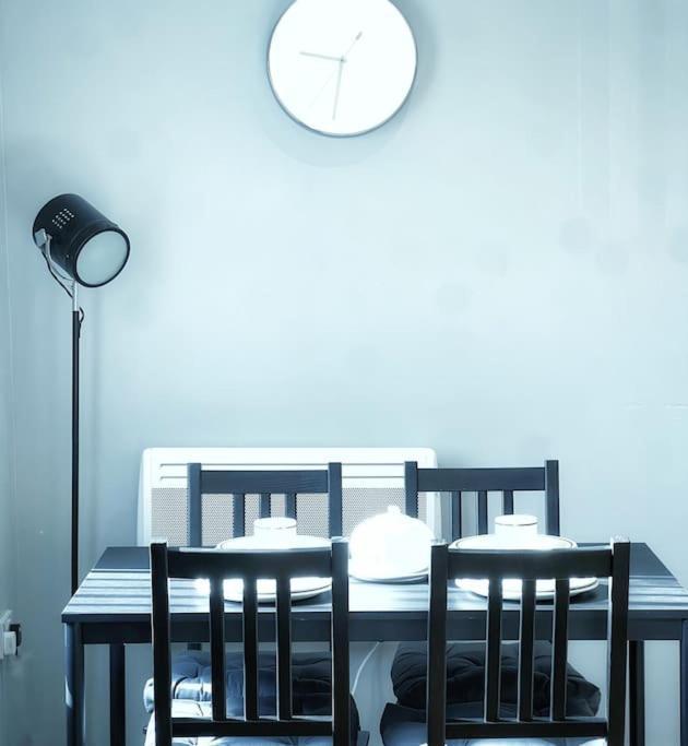 New Luxurious And Business Apt Lejlighed Swansea Eksteriør billede
